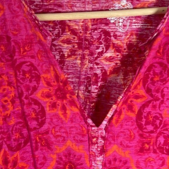 COPY - Anthropologie Pilcro Hot Pink Split Neck Floral Print Tee Shirt Sz M - Picture 6 of 7